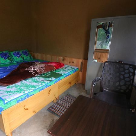 Tirthan Hilltop Home Stay Banjar Экстерьер фото